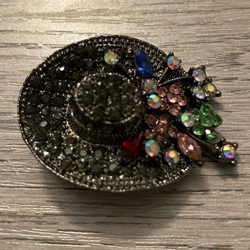 Hat Brooch